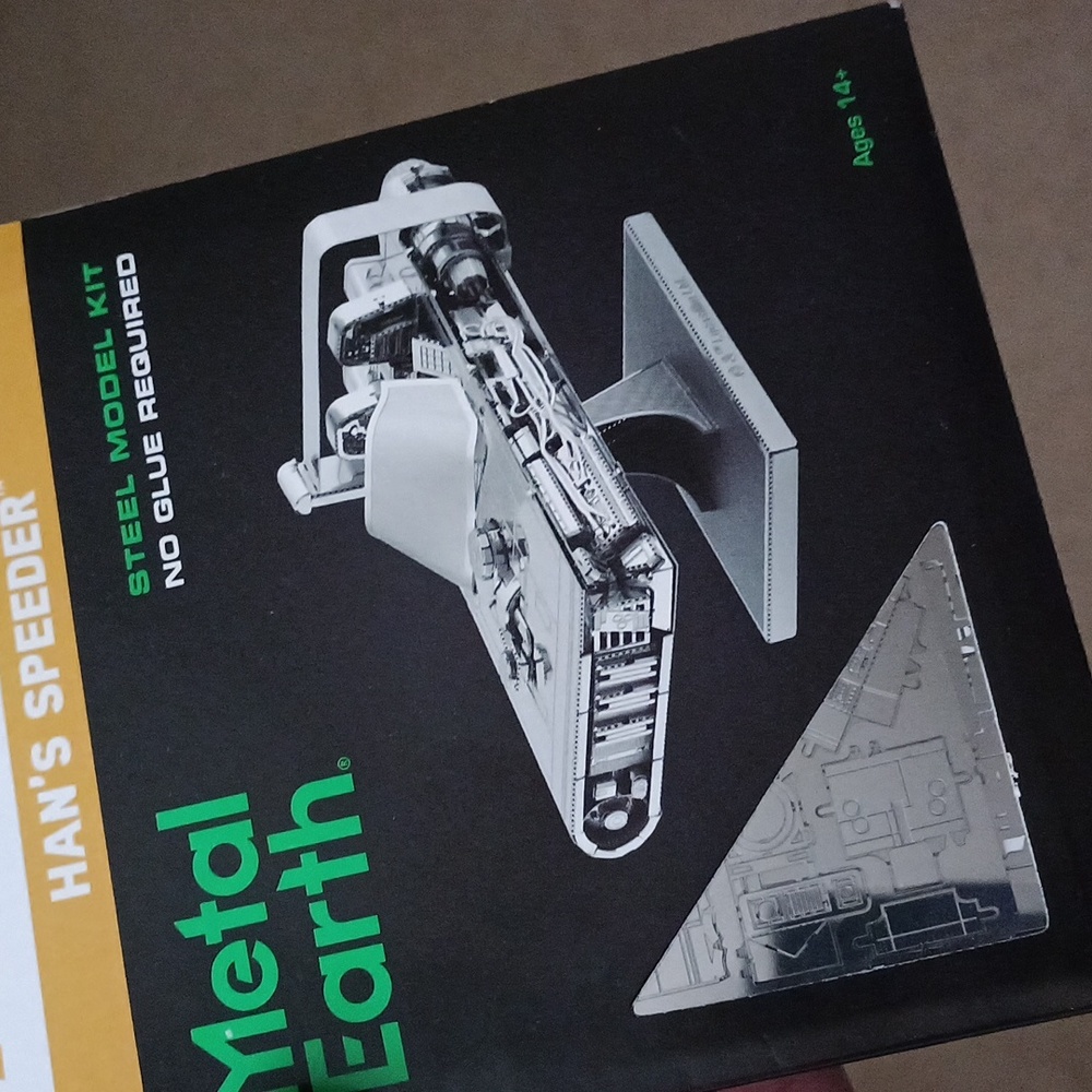 Metal Earth - Picture 8 of 8